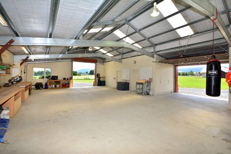 Photo of property in 100 Wingatui Road, Mosgiel, 9024