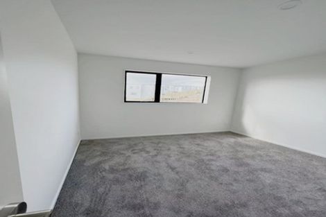 Photo of property in 41b Crestview Rise, Papakura, 2110