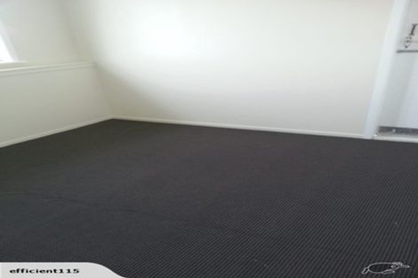 Photo of property in 12 Mataroa Avenue, Northland, Wellington, 6012