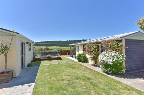 Photo of property in 3 Campbell Terrace, Motunau, Greta Valley, 7387