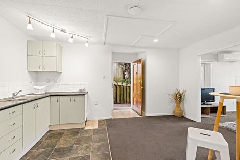 Photo of property in 9 Albemarle Place, Massey, Auckland, 0614