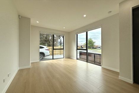 Photo of property in 13a Williams Road, Hobsonville, Auckland, 0618