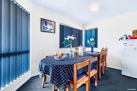 Photo of property in 15 Josie Lane, Manurewa, Auckland, 2102