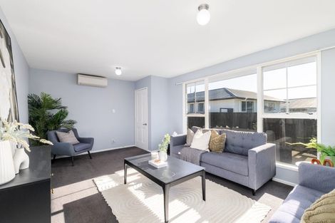 Photo of property in 2/32 Lamorna Road, Parklands, Christchurch, 8083