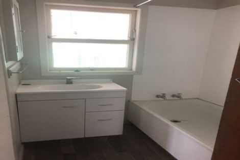 Photo of property in 3 Panair Crescent, Hillcrest, Hamilton, 3216