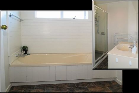 Photo of property in 4 Swinford Crescent, Johnsonville, Wellington, 6037