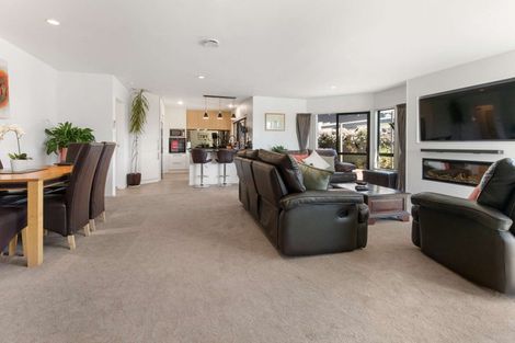 Photo of property in 16b Bullmore Place, Pukehangi, Rotorua, 3015