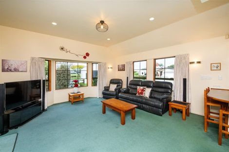 Photo of property in 14 Dunallen Avenue, Marton, 4710