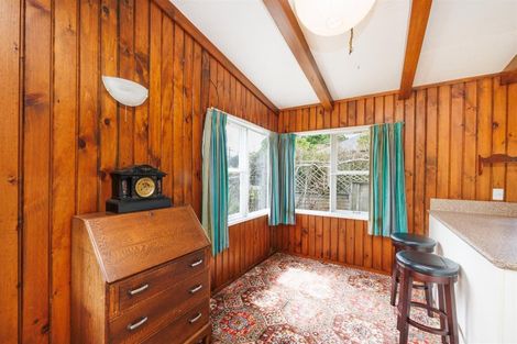 Photo of property in 37 Follett Street, Marton, 4710