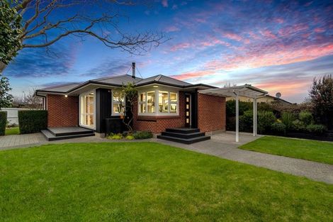 Photo of property in 43 Seddon Street, Rangiora, 7400