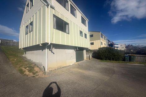 Photo of property in 6 Morere Street, Titahi Bay, Porirua, 5022
