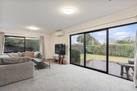 Photo of property in 53 Ashgrove Street, Rangiora, 7400