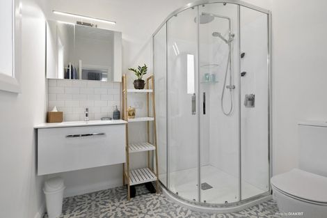 Photo of property in 110 Coutts Street, Kilbirnie, Wellington, 6022