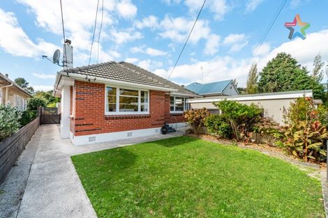 Photo of property in 9 The Square, Manor Park, Lower Hutt, 5019