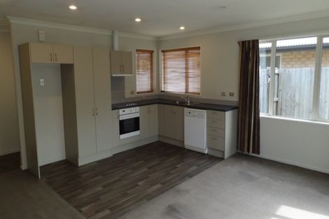 Photo of property in 3/60 Bassett Street, Burwood, Christchurch, 8083
