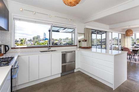 Photo of property in 1/23 Hart Road, Hauraki, Auckland, 0622