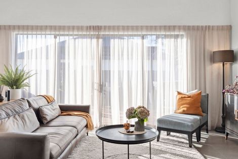 Photo of property in 77 Vogel Street, Cambridge, 3434