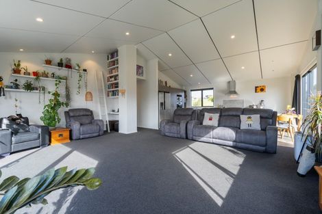 Photo of property in 27 Tawera Place, Te Anau, 9679