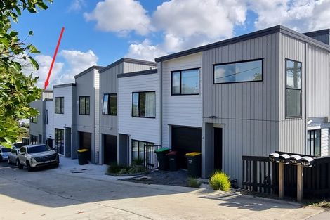 Photo of property in 70d Stanley Road, Glenfield, Auckland, 0629