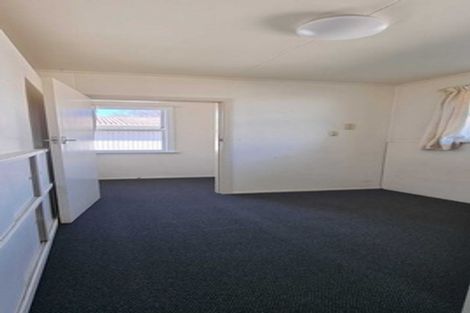 Photo of property in 260 Main North Road, Redwood, Christchurch, 8051