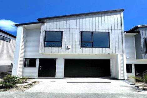 Photo of property in 5/30a Tirimoana Road, Te Atatu South, Auckland, 0602
