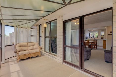 Photo of property in 1/208 Grimseys Road, Redwood, Christchurch, 8051