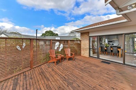 Photo of property in 14 Lorelei Place, Opaheke, Papakura, 2113