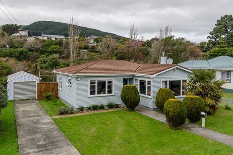 Photo of property in 36 Findlay Street, Tawa, Wellington, 5028