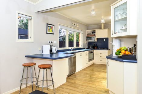 Photo of property in 15 Mclaren Place, Chedworth, Hamilton, 3210