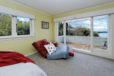 Photo of property in 7 Opou Road, Titirangi, Auckland, 0604