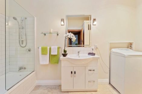 Photo of property in 60 Petrie Street, Richmond, Christchurch, 8013