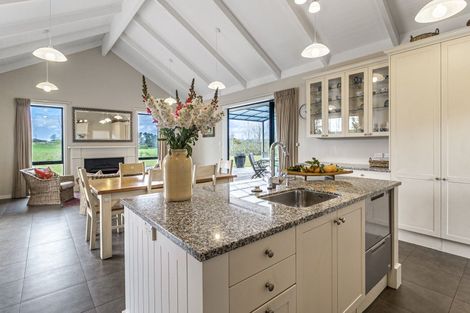 Photo of property in 21 Whangapouri Road, Karaka, Drury, 2578