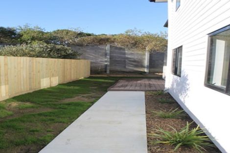 Photo of property in 38d Wicklam Lane, Greenhithe, Auckland, 0632