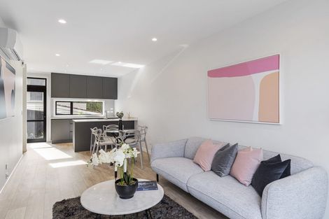 Photo of property in 7/805 Riddell Road, Saint Heliers, Auckland, 1071
