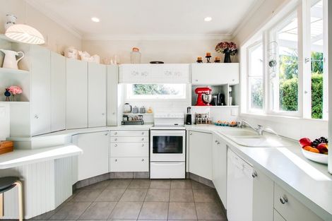 Photo of property in 805 Duke Street, Mahora, Hastings, 4120