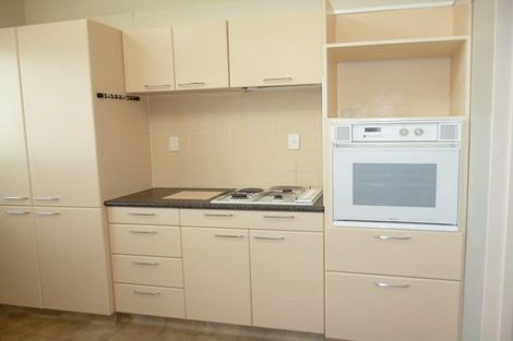 Photo of property in 427 Marine Parade, Napier South, Napier, 4110