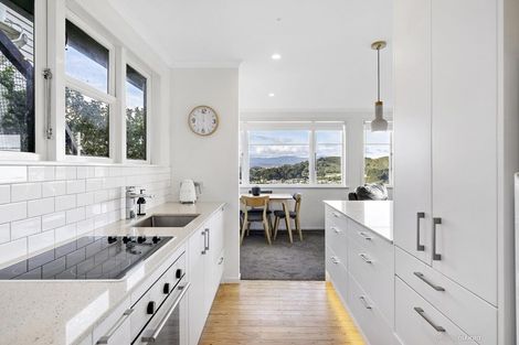 Photo of property in 76 Farnham Street, Mornington, Wellington, 6021