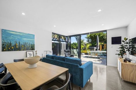 Photo of property in 19 Picton Avenue, Newtown, Wellington, 6021