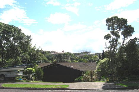 Photo of property in 15 Tiri View Place, Waiake, Auckland, 0630