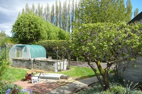 Photo of property in 16 Young Lane, Clyde, Alexandra, 9391