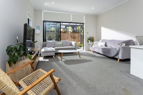 Photo of property in 2 Rarahu Road, Hobsonville, Auckland, 0616