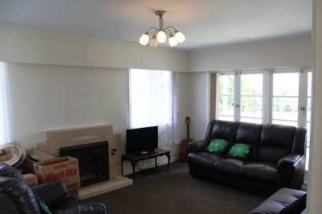 Photo of property in 43 Orams Road, Hillpark, Auckland, 2102