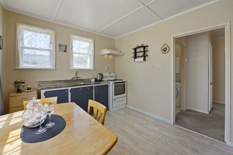 Photo of property in 11 Cole Street, Naenae, Lower Hutt, 5011