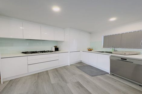 Photo of property in 29c Kenderdine Road, Papatoetoe, Auckland, 2025