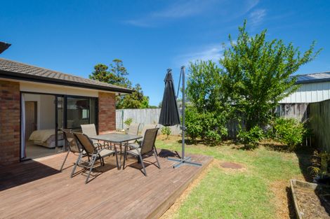 Photo of property in 36 Fordyce Road, Parakai, 0830