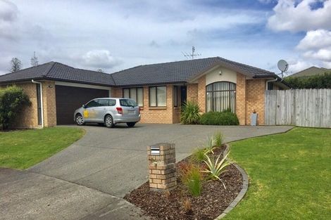 Photo of property in 8 Redcastle Drive, East Tamaki, Auckland, 2013