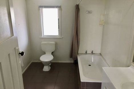 Photo of property in 22 Grande Vue Road, Hillpark, Auckland, 2102