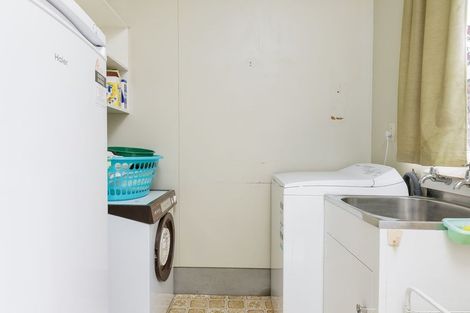 Photo of property in 142 Queen Street, Waimate, 7924