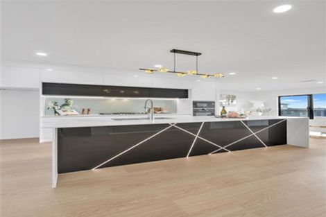 Photo of property in 3 Rakiraki Place, Flat Bush, Auckland, 2019