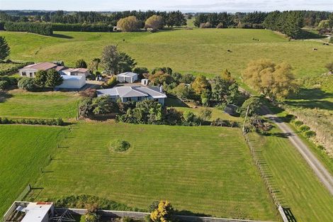 Photo of property in 25 Levin Street, Halcombe, Feilding, 4779